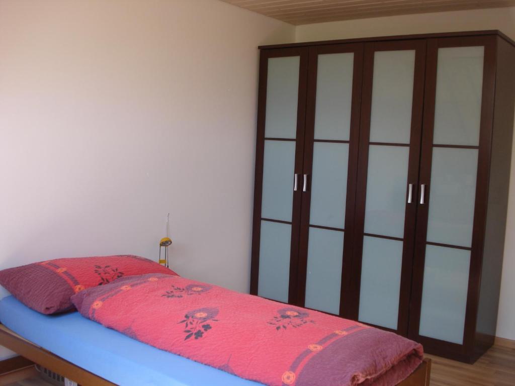 Bed & Breakfast Casa Almeida Turbenthal Bilik gambar